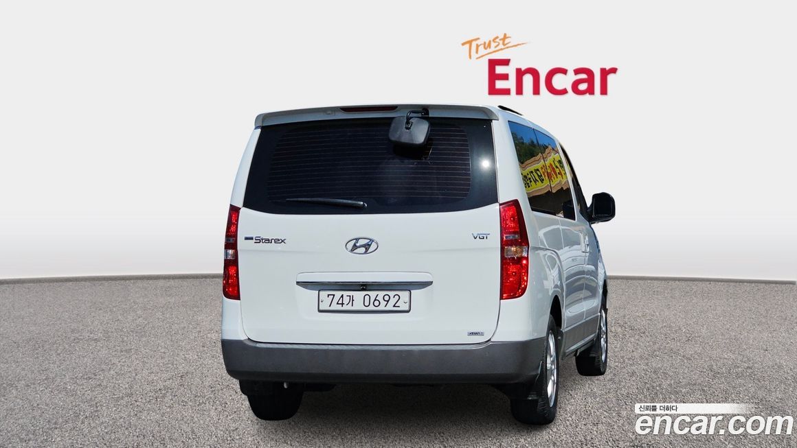 Hyundai Starex 2016