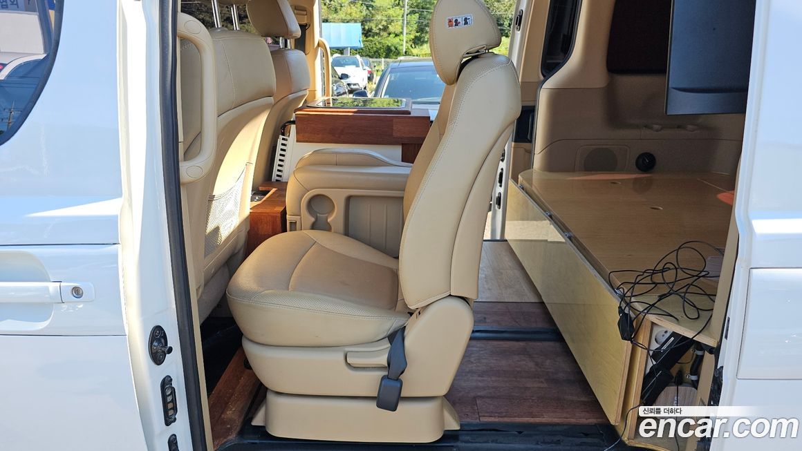 Hyundai Starex 2016