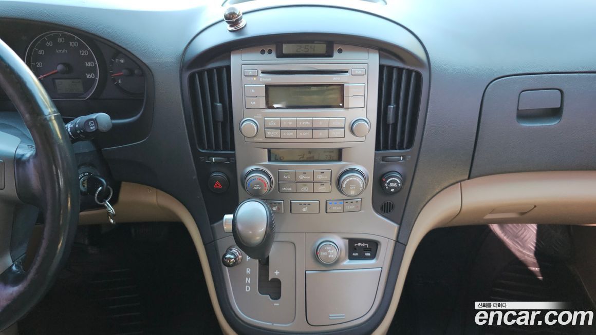 Hyundai Starex 2016