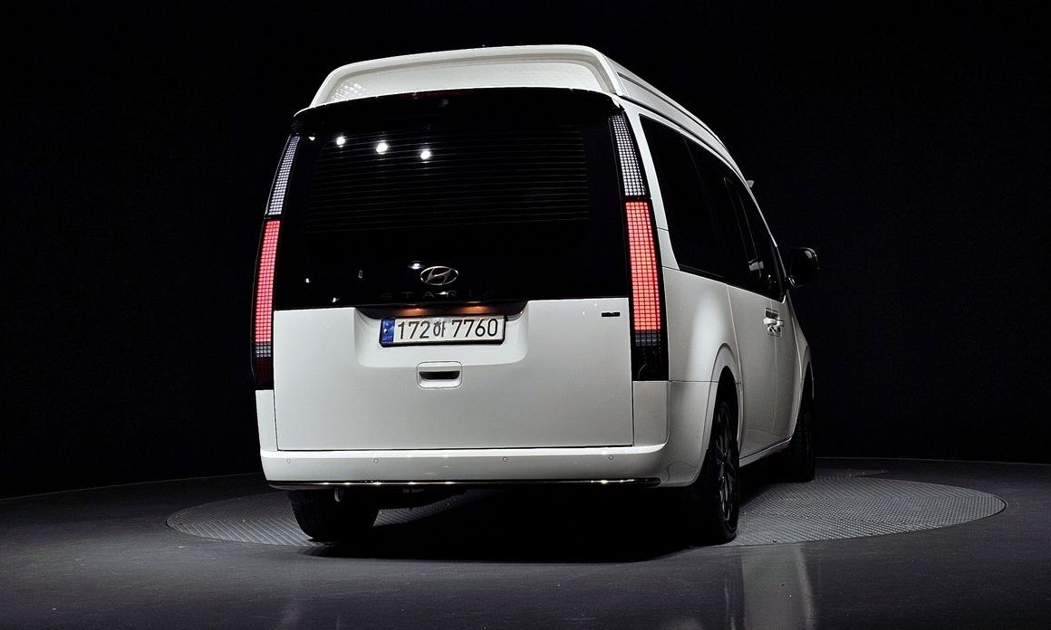 Hyundai Staria 2023