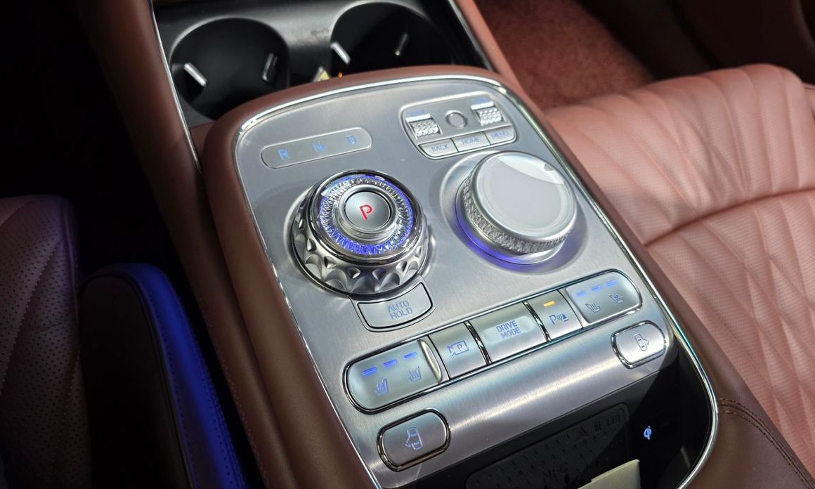 Genesis G90 2023