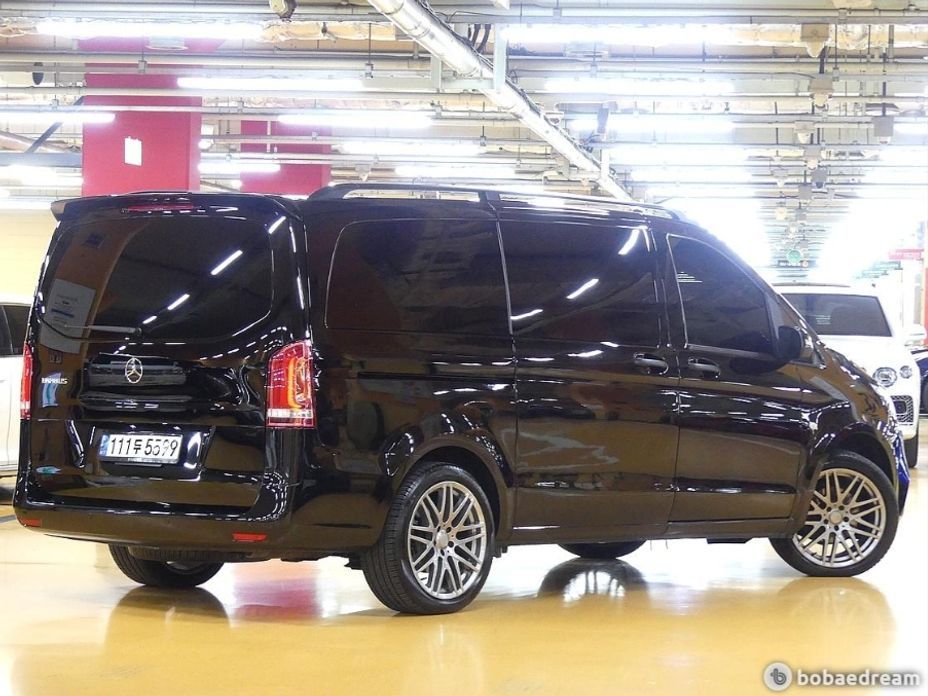 Mercedes-Benz V-Class 2020