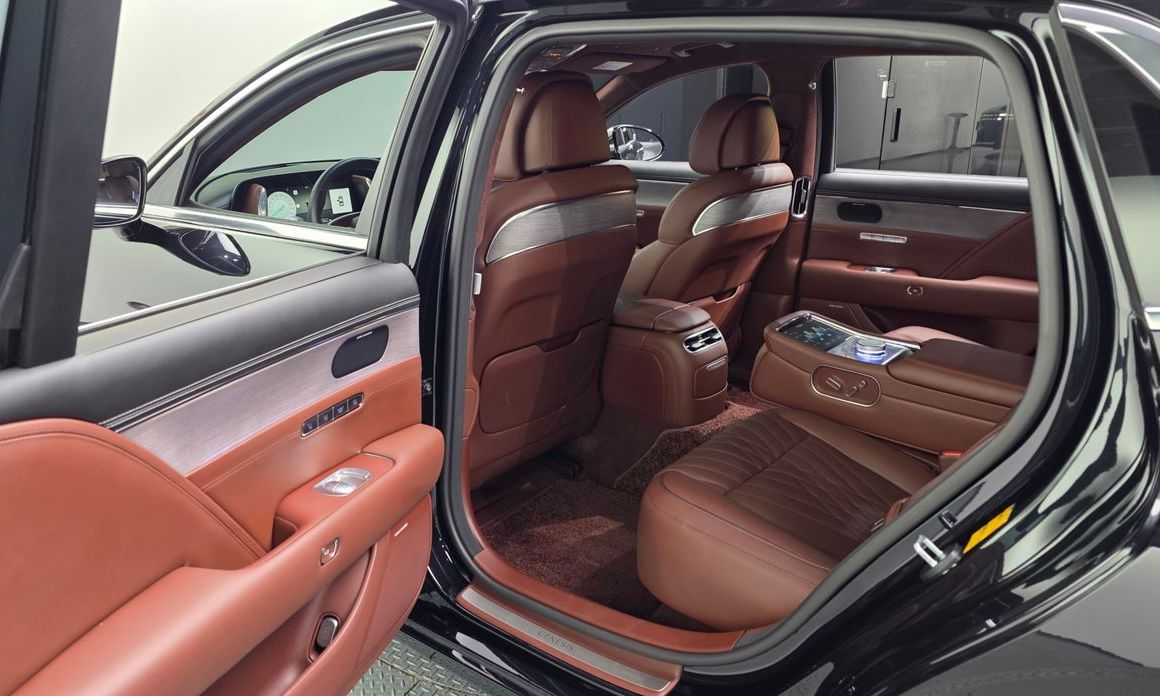 Genesis G90 2023