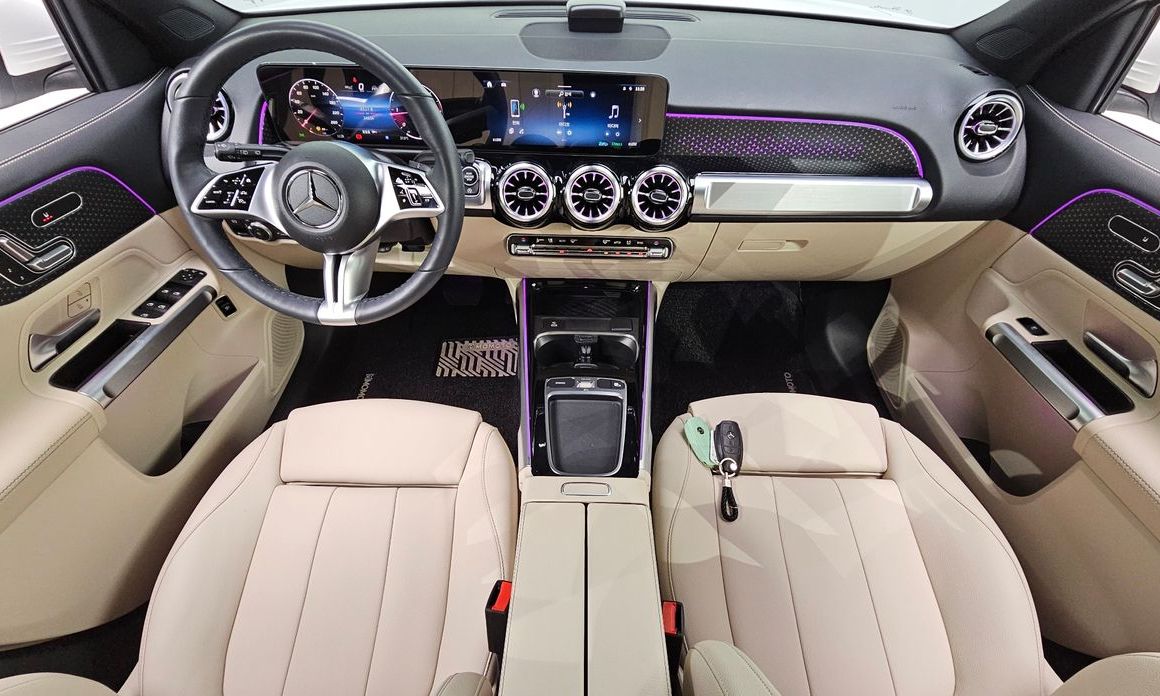 Mercedes-Benz GLB-Class 2024