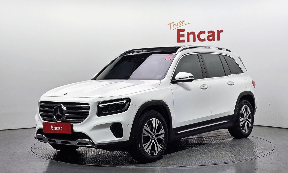 Mercedes-Benz GLB-Class 2024