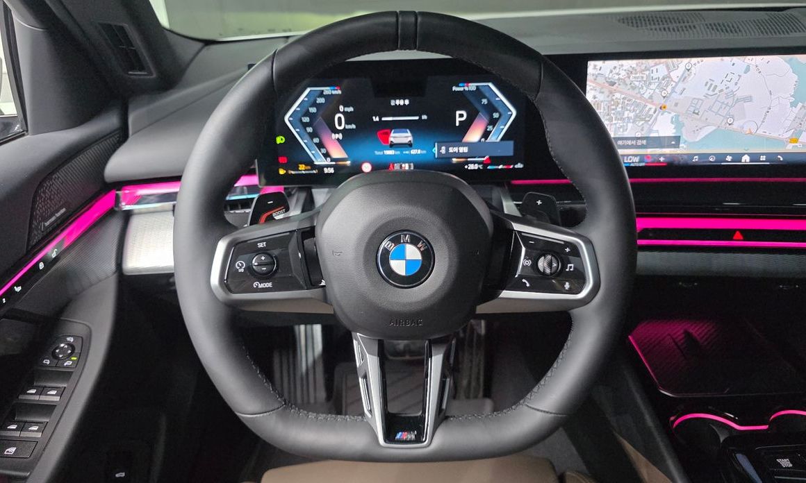 BMW 5-Series 2025