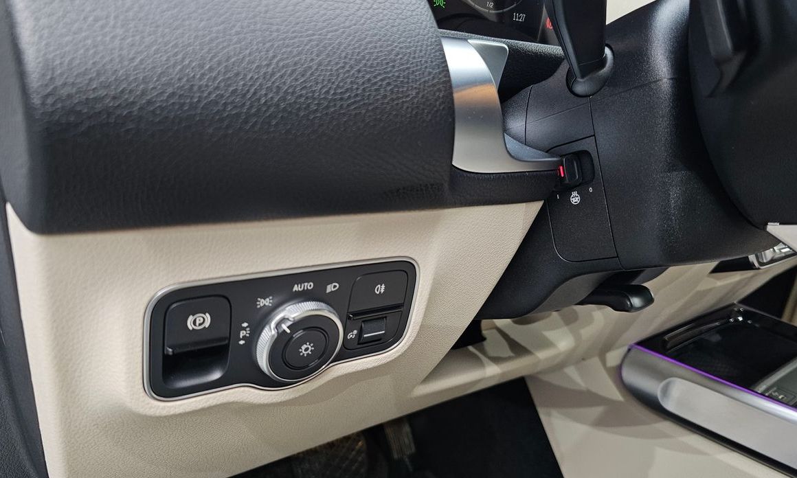 Mercedes-Benz GLB-Class 2024