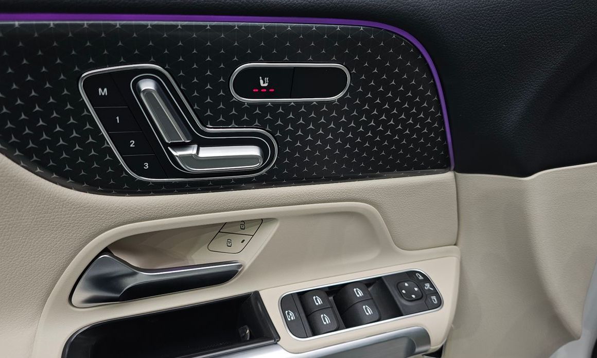 Mercedes-Benz GLB-Class 2024