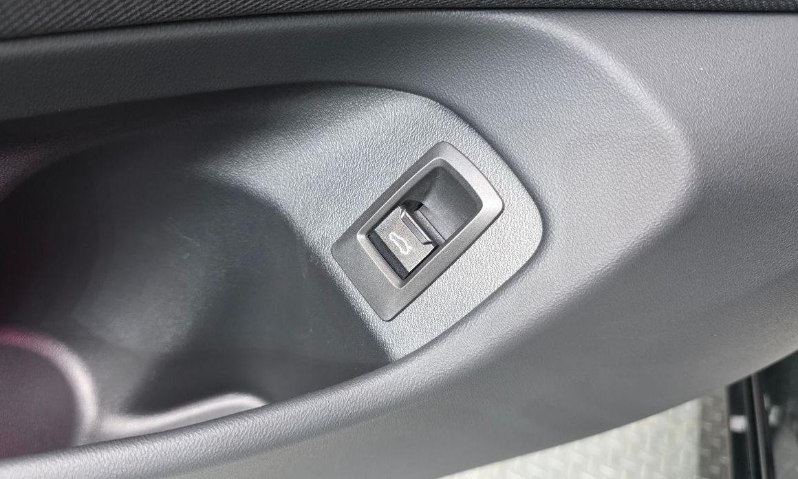 BMW 5-Series 2025