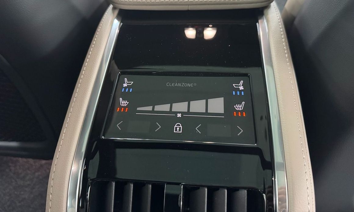 Volvo S90 2026