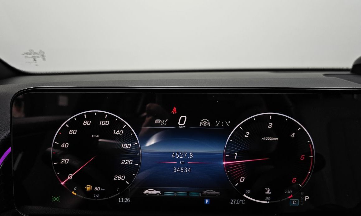 Mercedes-Benz GLB-Class 2024