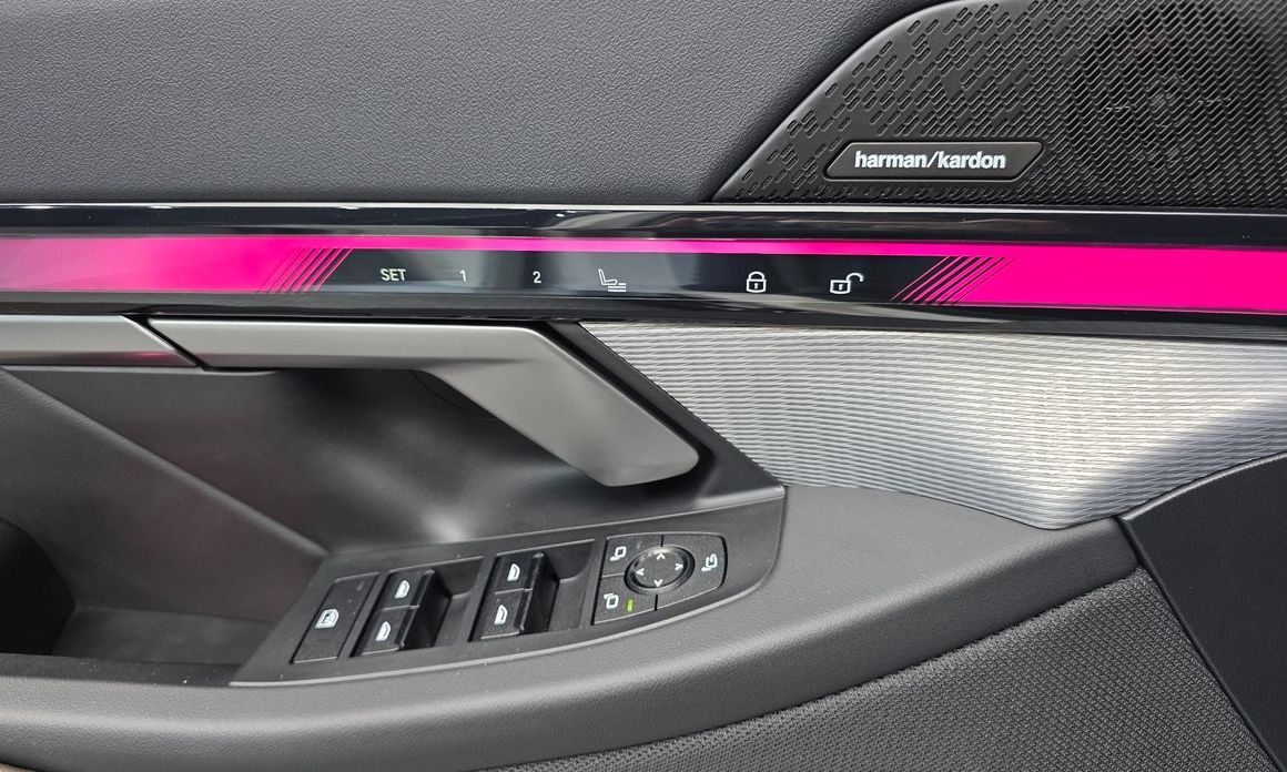 BMW 5-Series 2025