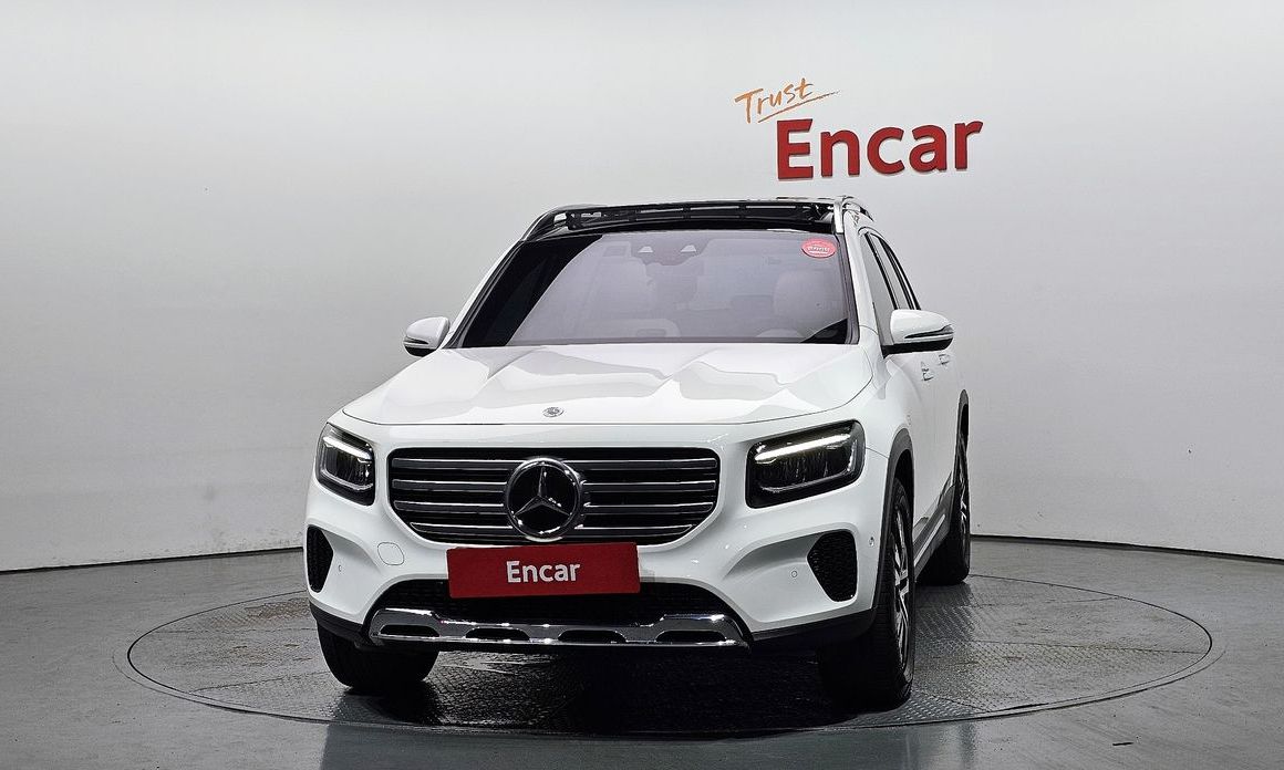 Mercedes-Benz GLB-Class 2024