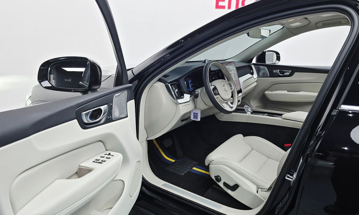 Volvo XC60 2026