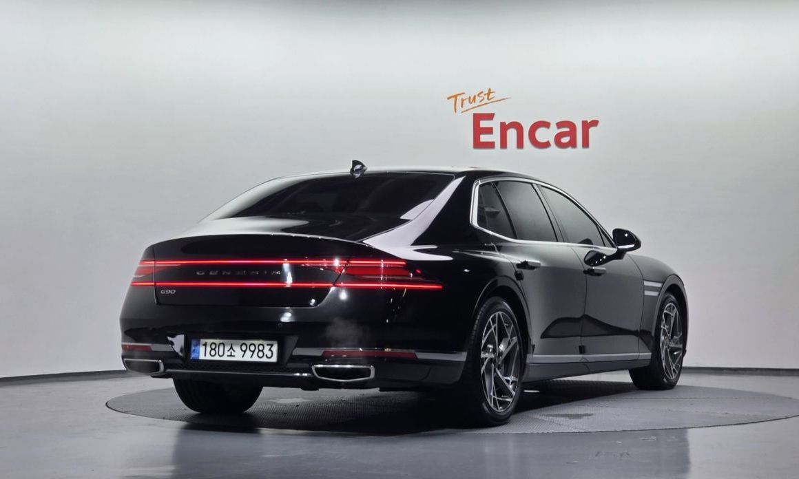 Genesis G90 2023