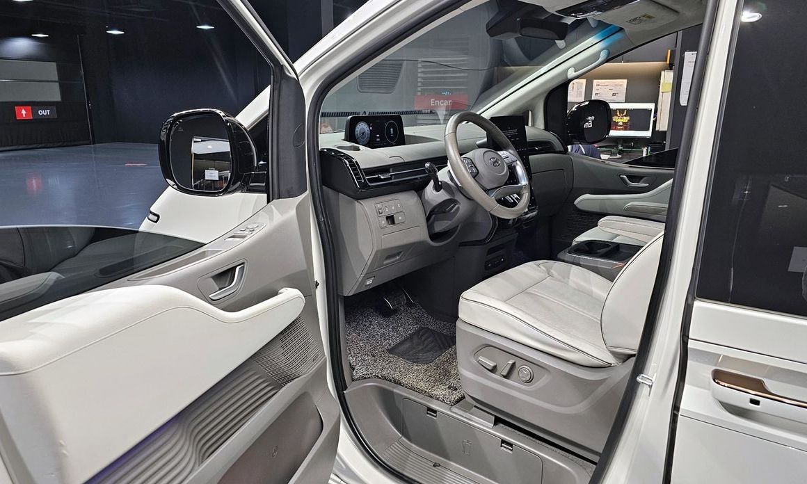 Hyundai Staria 2023