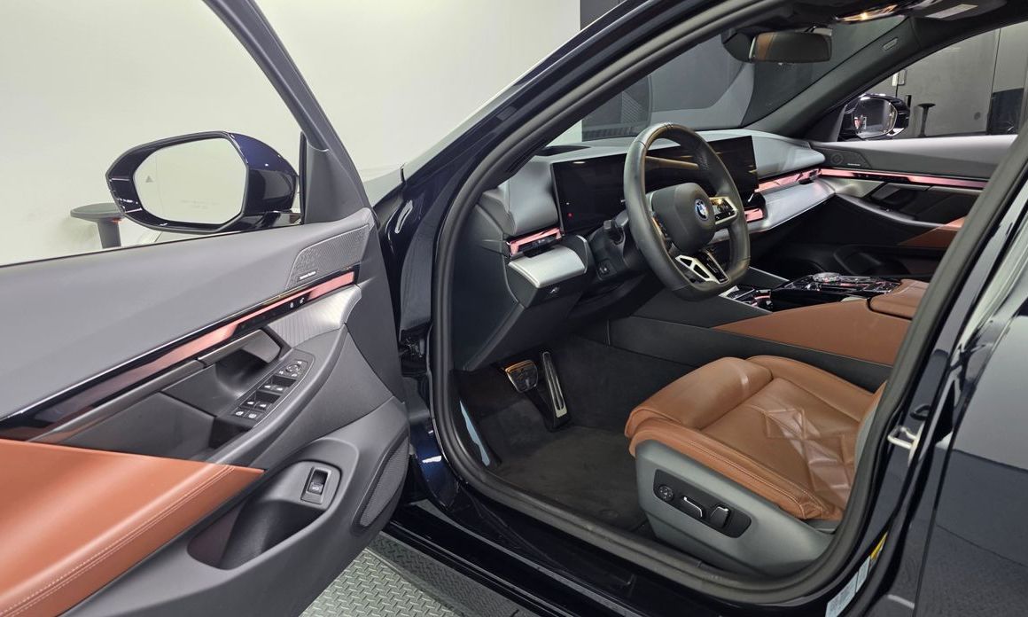 BMW i5 2024