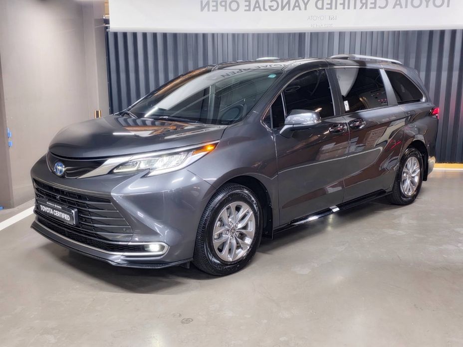 Toyota Sienna 2025