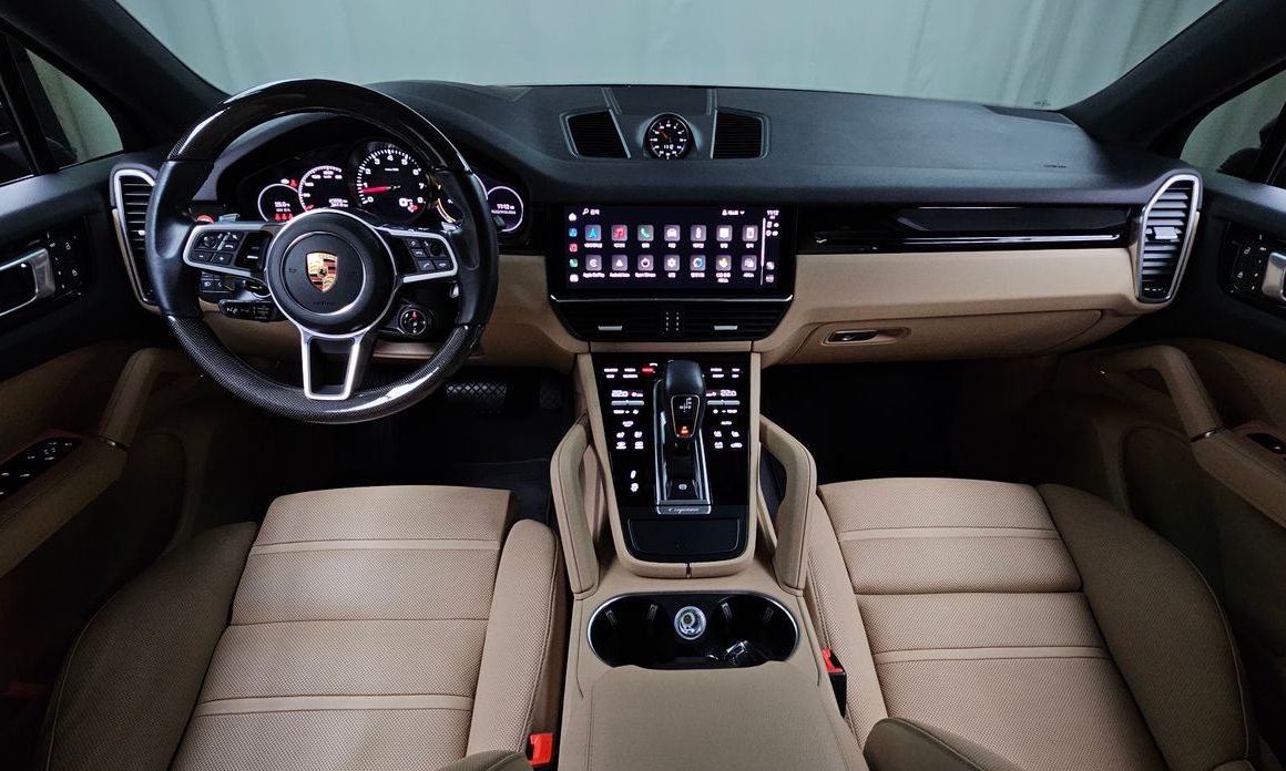 Porsche Cayenne 2022