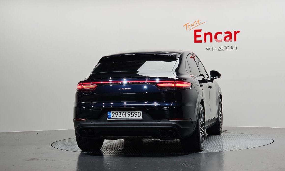 Porsche Cayenne 2022