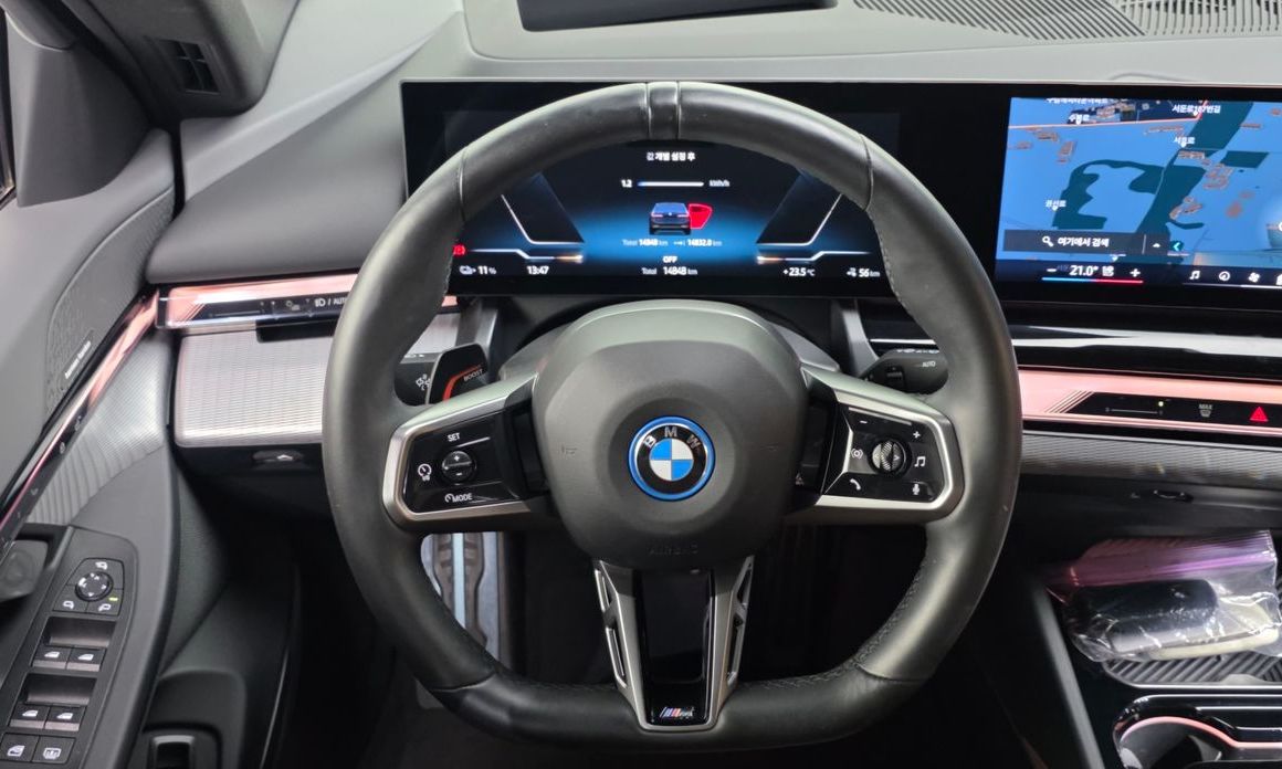 BMW i5 2024
