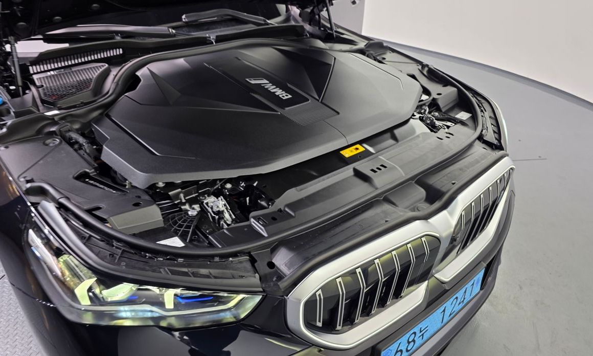 BMW i5 2024