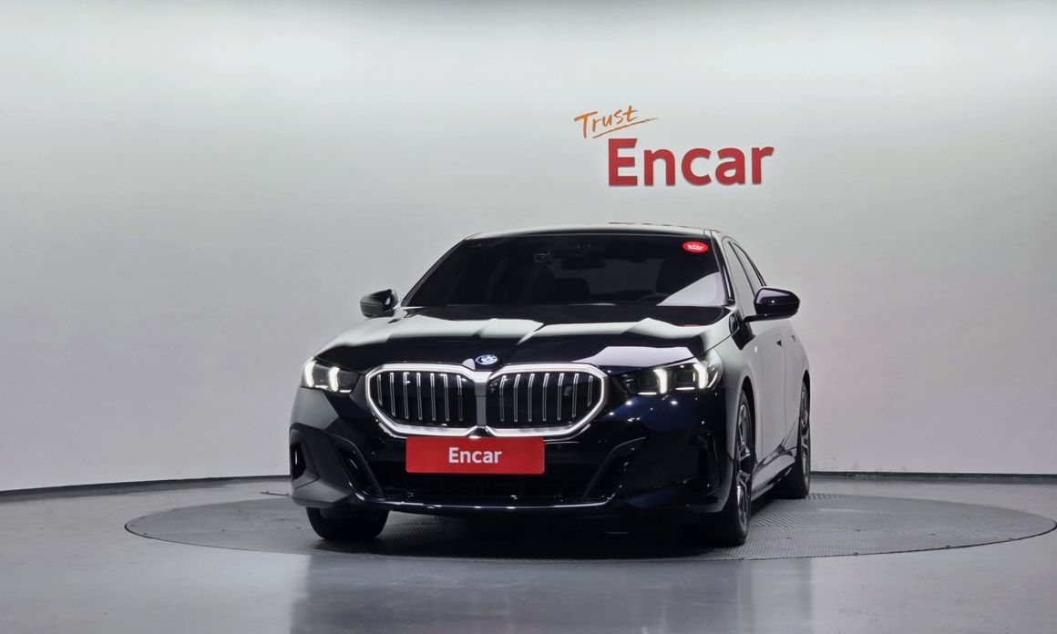 BMW i5 2024