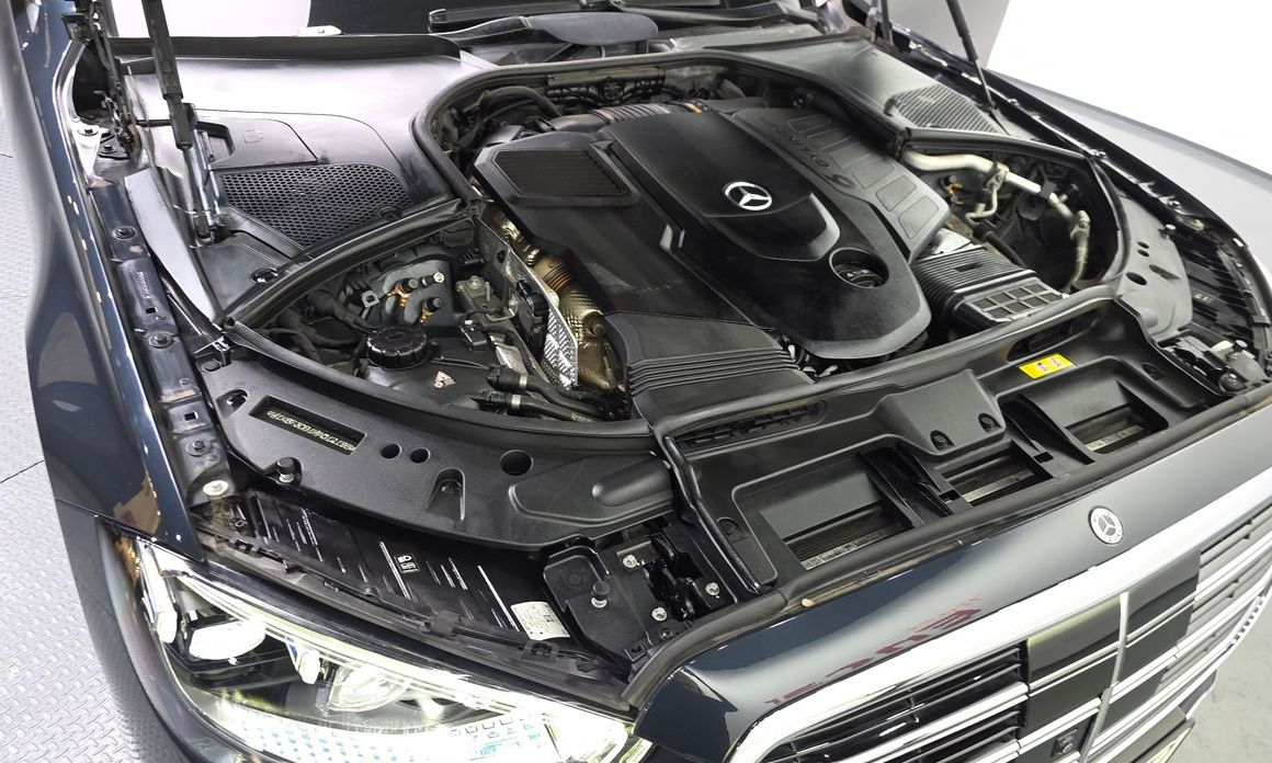 Mercedes-Benz S-Class 2021