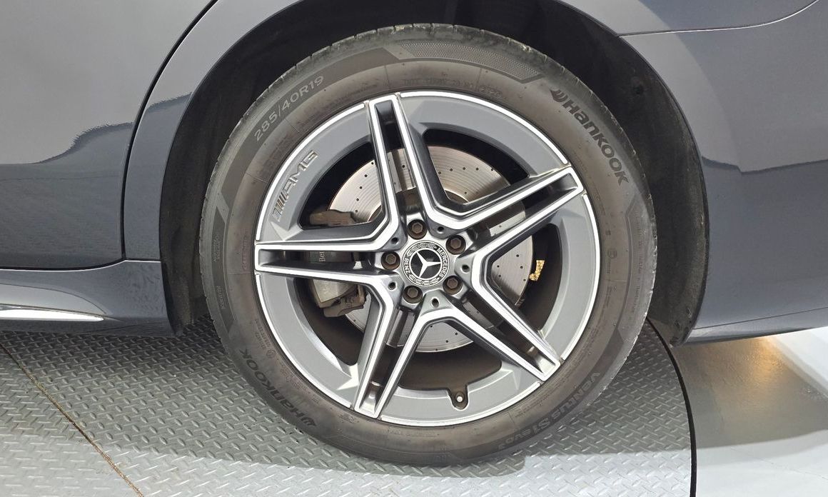 Mercedes-Benz S-Class 2021