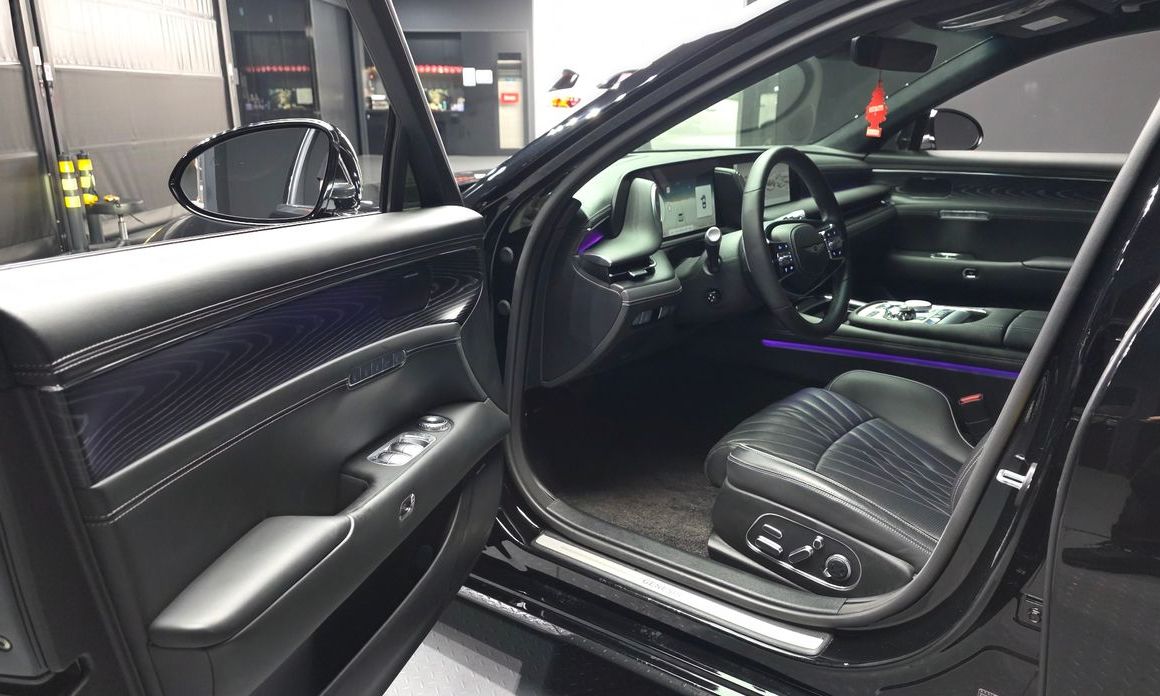 Genesis G90 2023