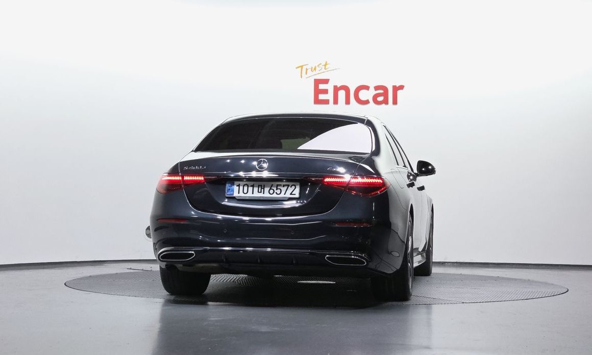 Mercedes-Benz S-Class 2021