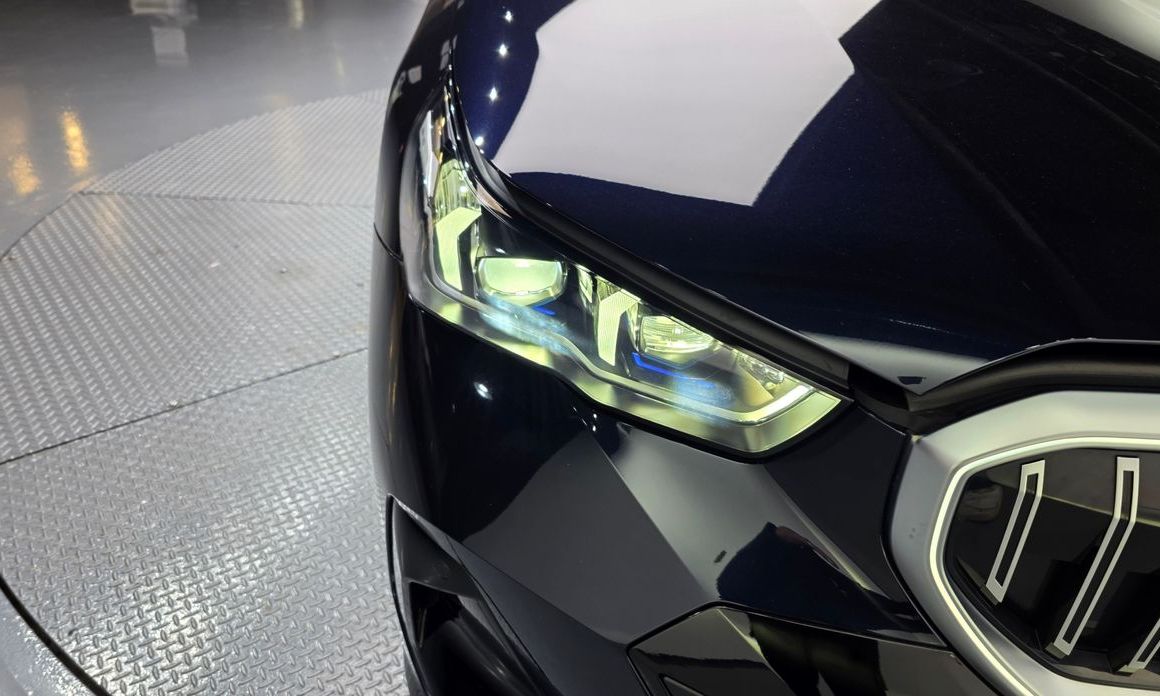 BMW i5 2024