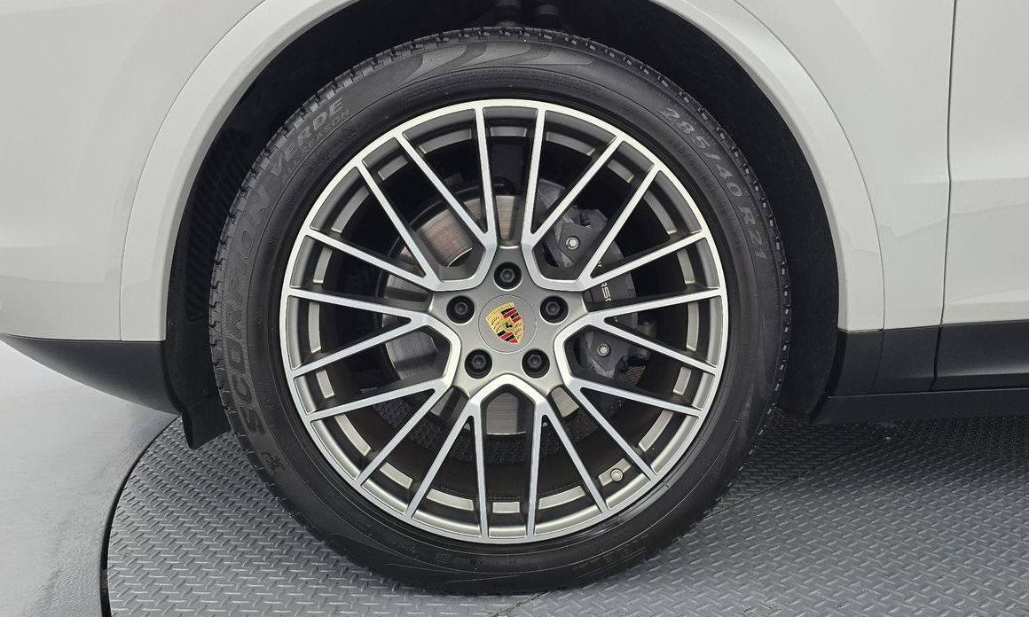 Porsche Cayenne 2022