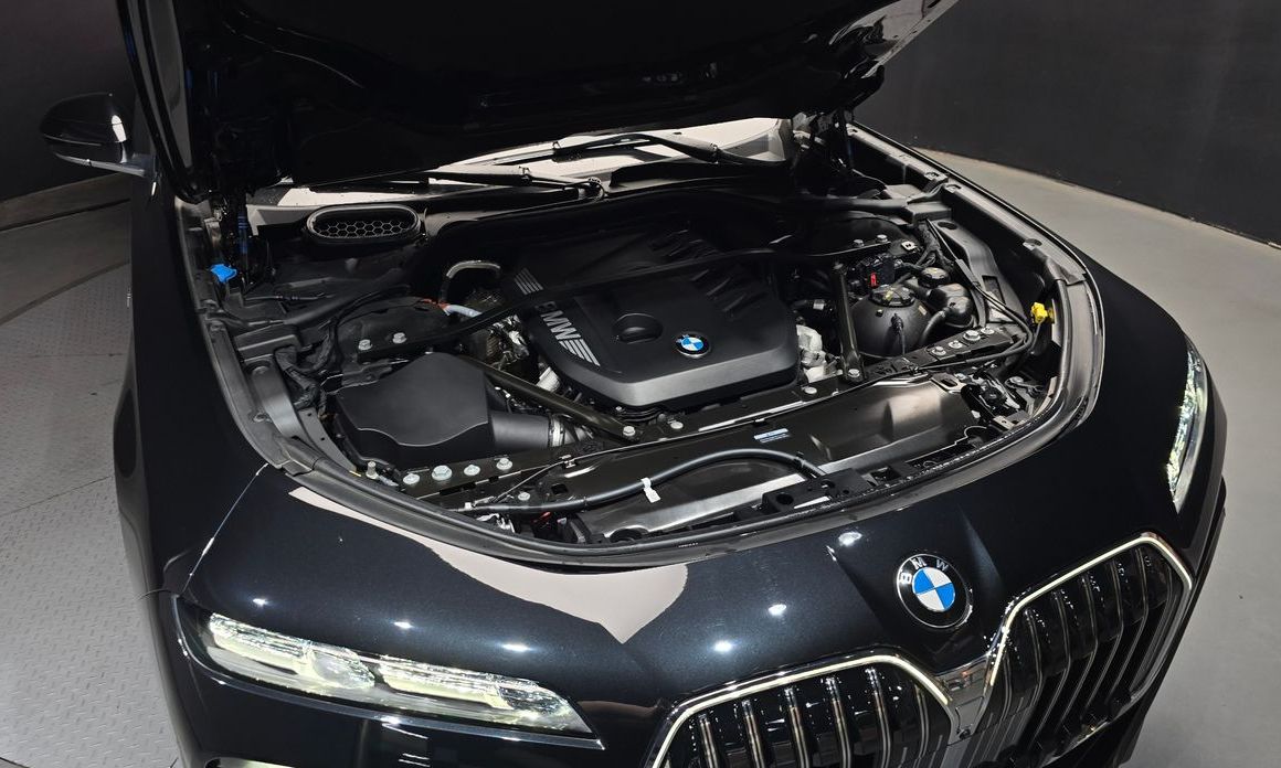 BMW 7-Series 2024