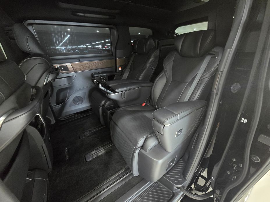 Toyota Alphard 2024