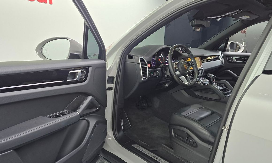 Porsche Cayenne 2022