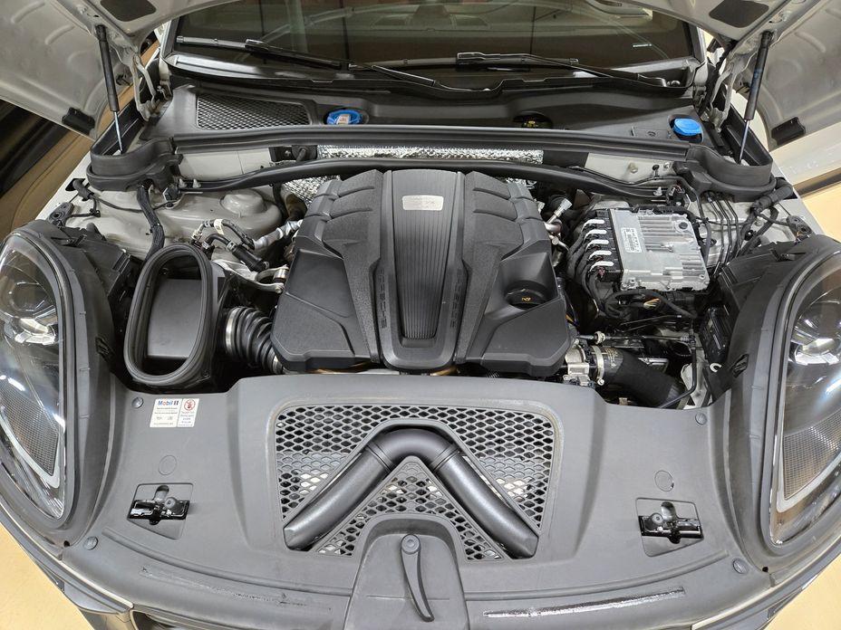 Porsche Macan 2022