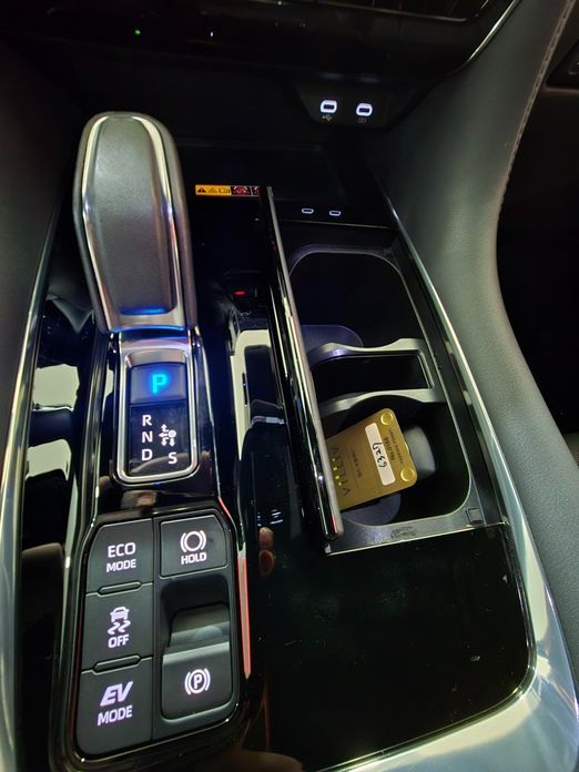Toyota Alphard 2024