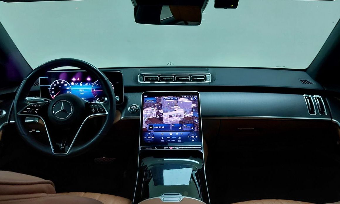 Mercedes-Benz S-Class 2023