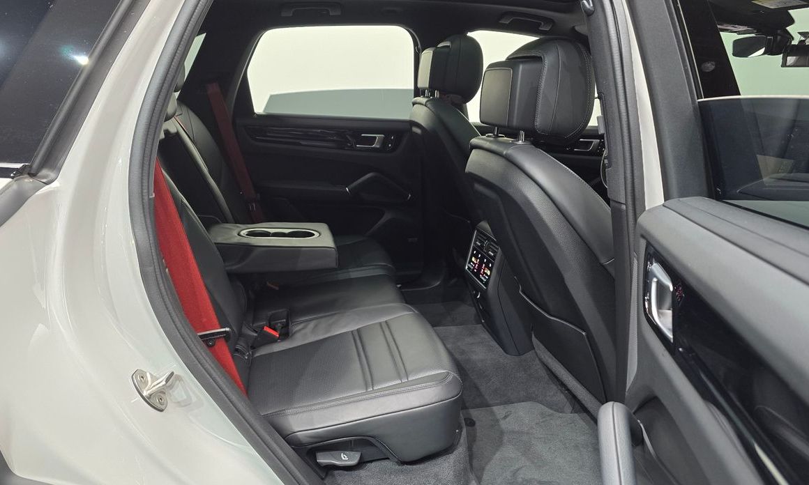 Porsche Cayenne 2022