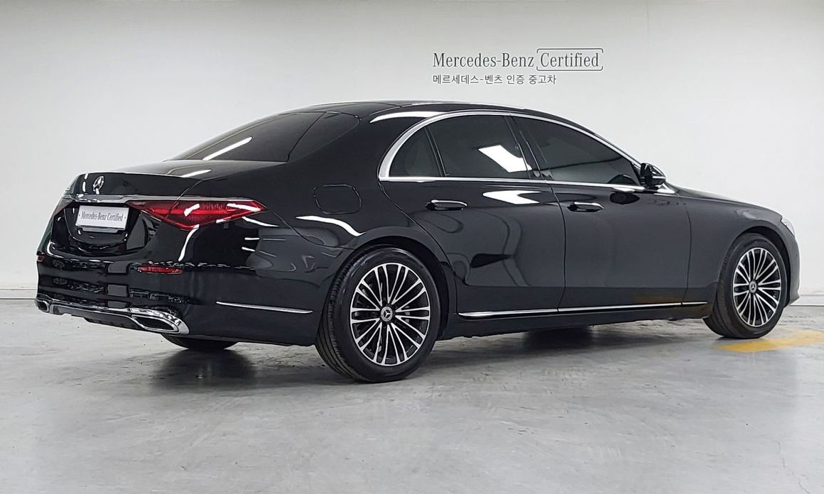 Mercedes-Benz S-Class 2023