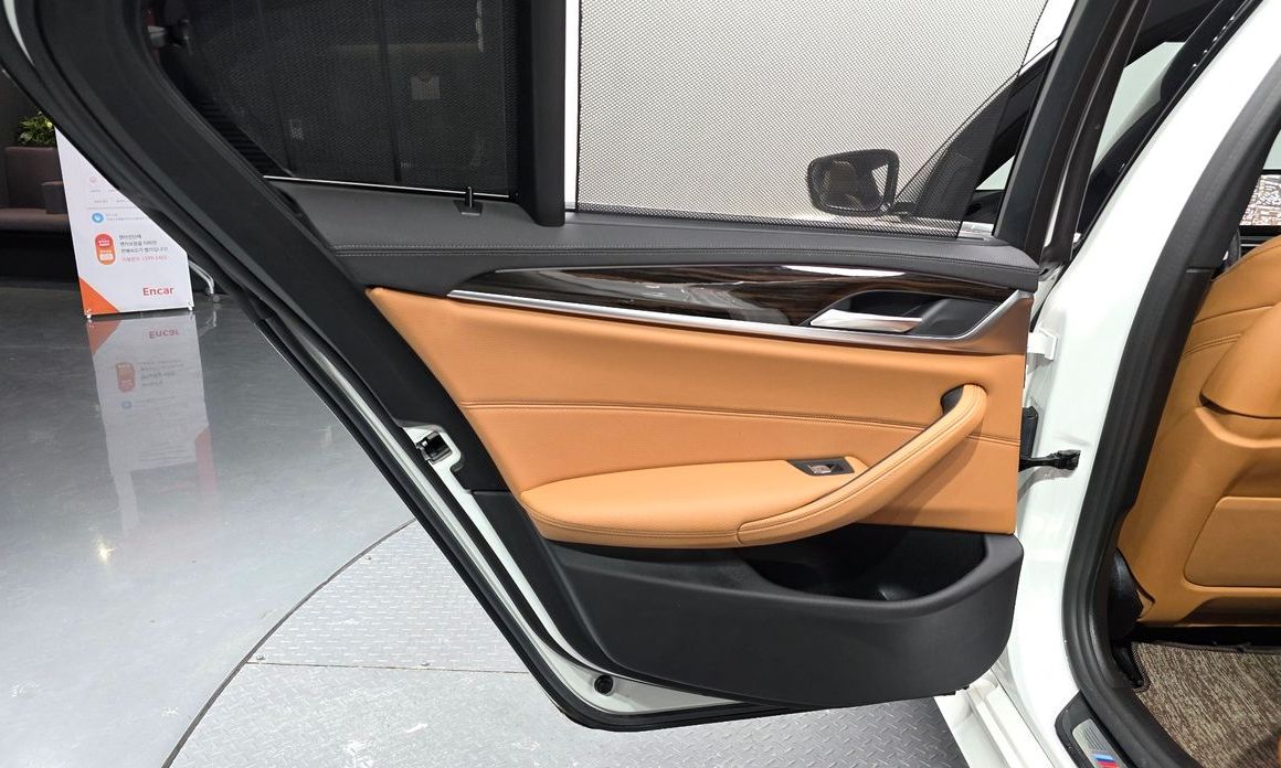 BMW 5-Series 2022