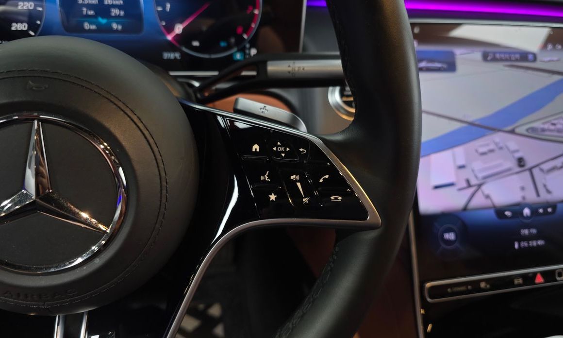 Mercedes-Benz S-Class 2023