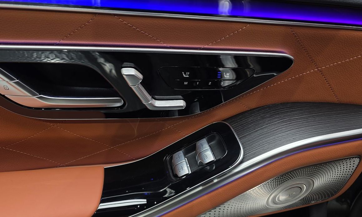 Mercedes-Benz S-Class 2023