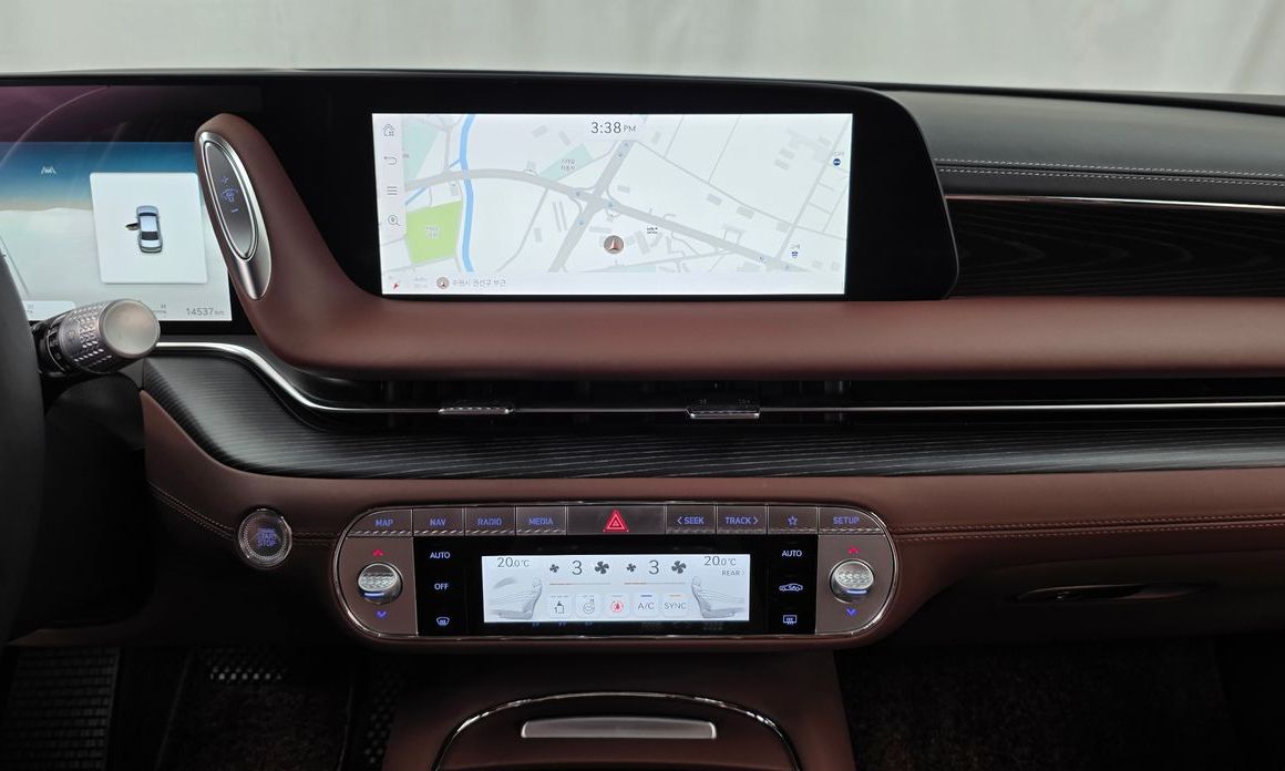 Genesis G90 2025