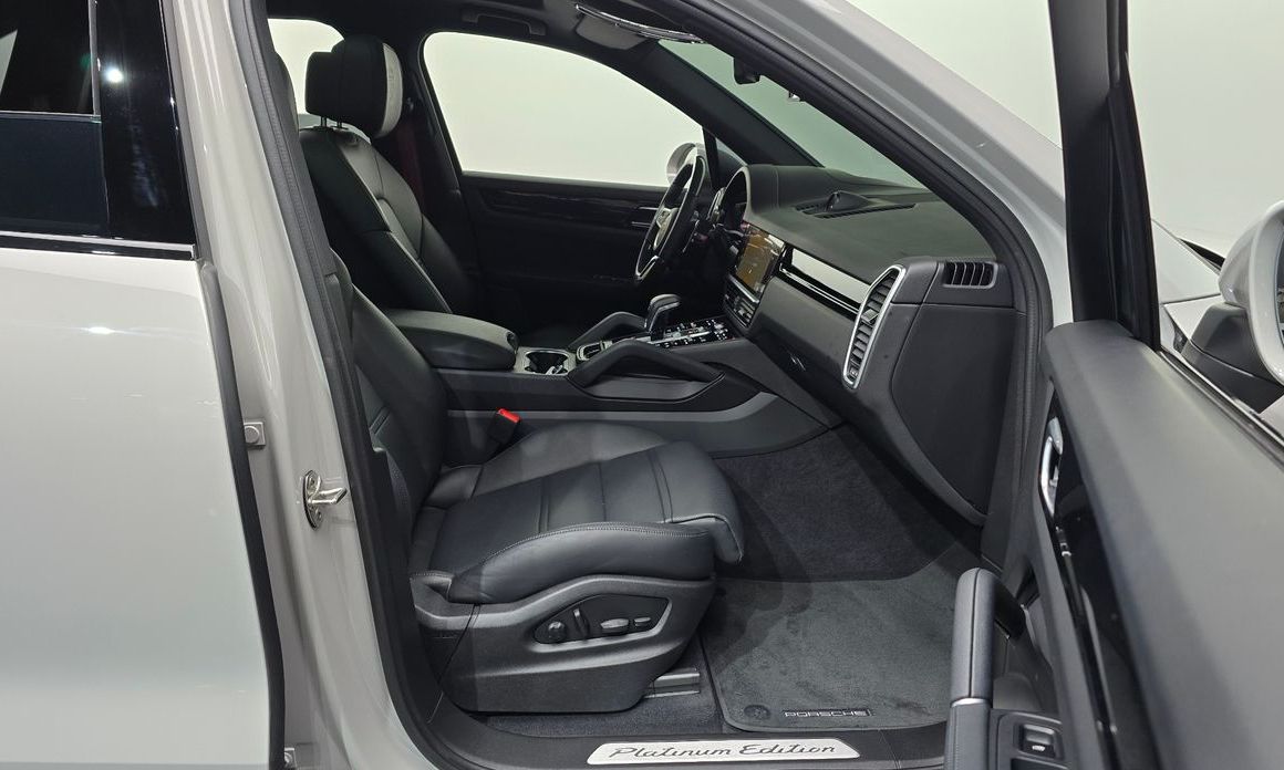 Porsche Cayenne 2022