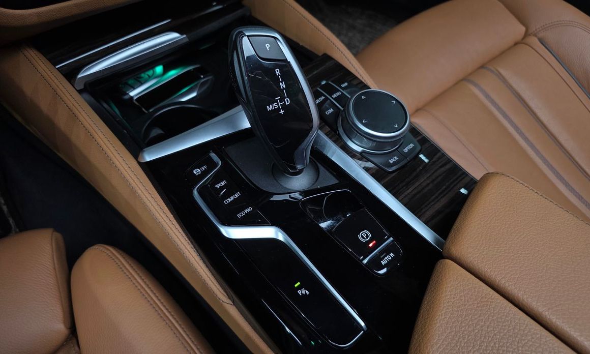 BMW 5-Series 2022