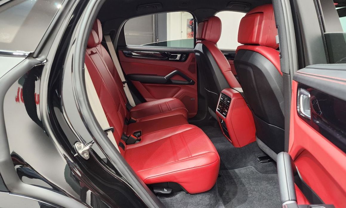 Porsche Cayenne 2023