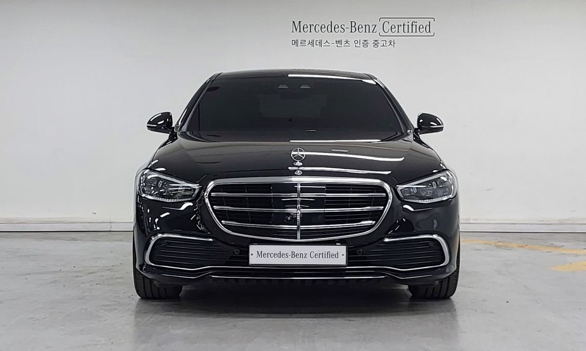 Mercedes-Benz S-Class 2023