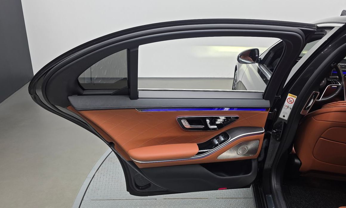 Mercedes-Benz S-Class 2023